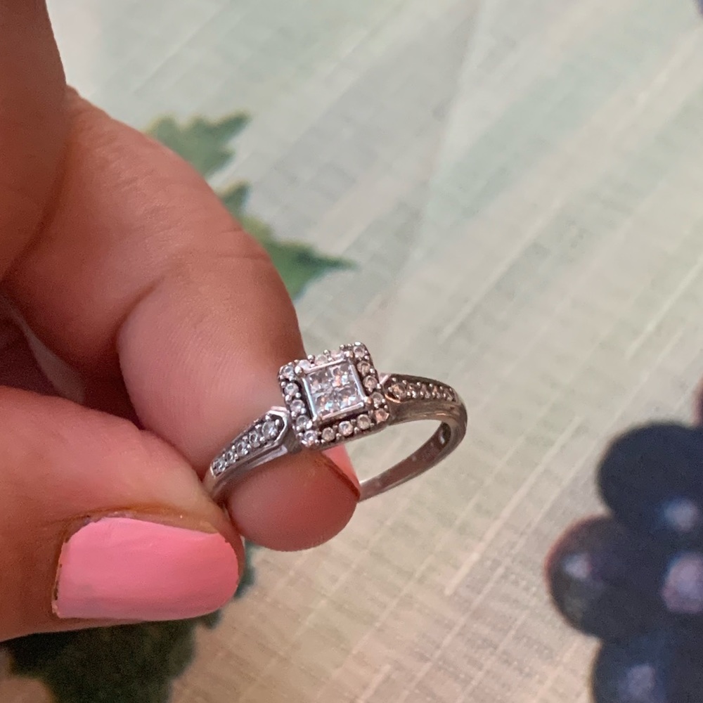 Ring 10k and Diamond Real of the Jewlery KAY